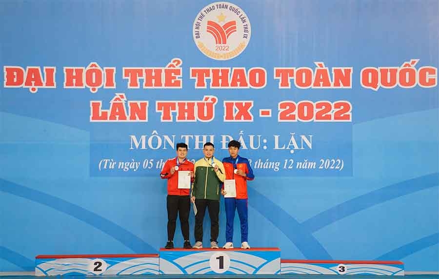 kiệt-tướng-bơi-lặn-đỗ-đình-toàn-ngôi-sao-sáng-chói-mang-niềm-tự-hào-cho-thể-thao-việt-nam